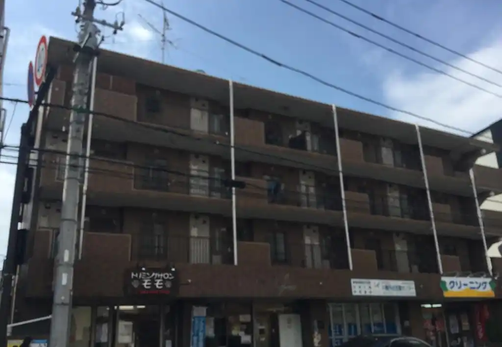 モモヤマハウス 外観