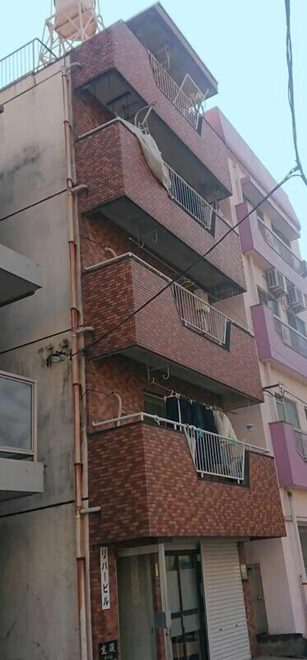 リバービル 外観