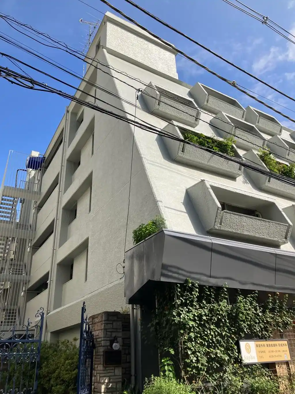 スリースターズマンション 外観