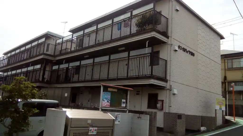 ギンガハイツ橋本 外観