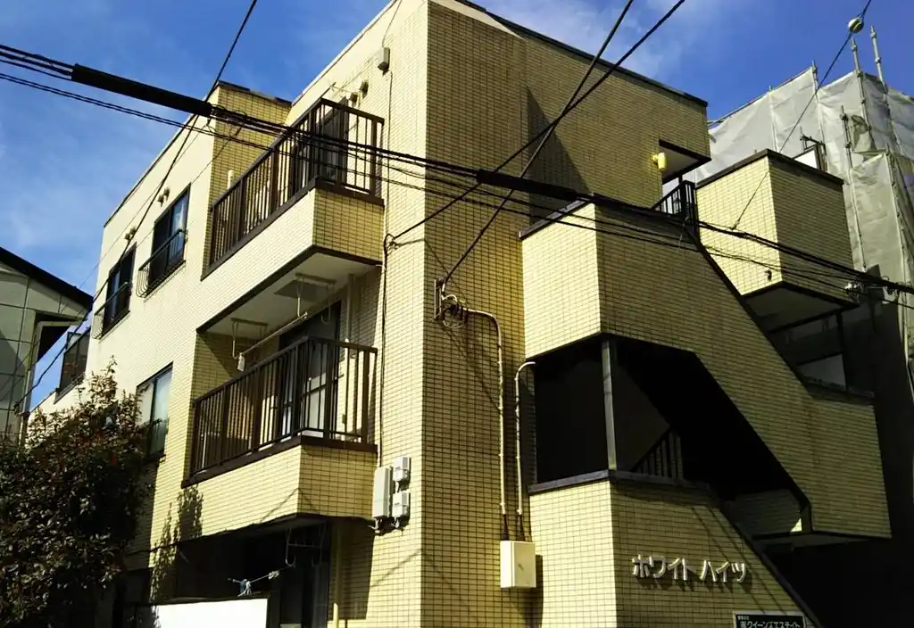 ホワイトハイツ 外観