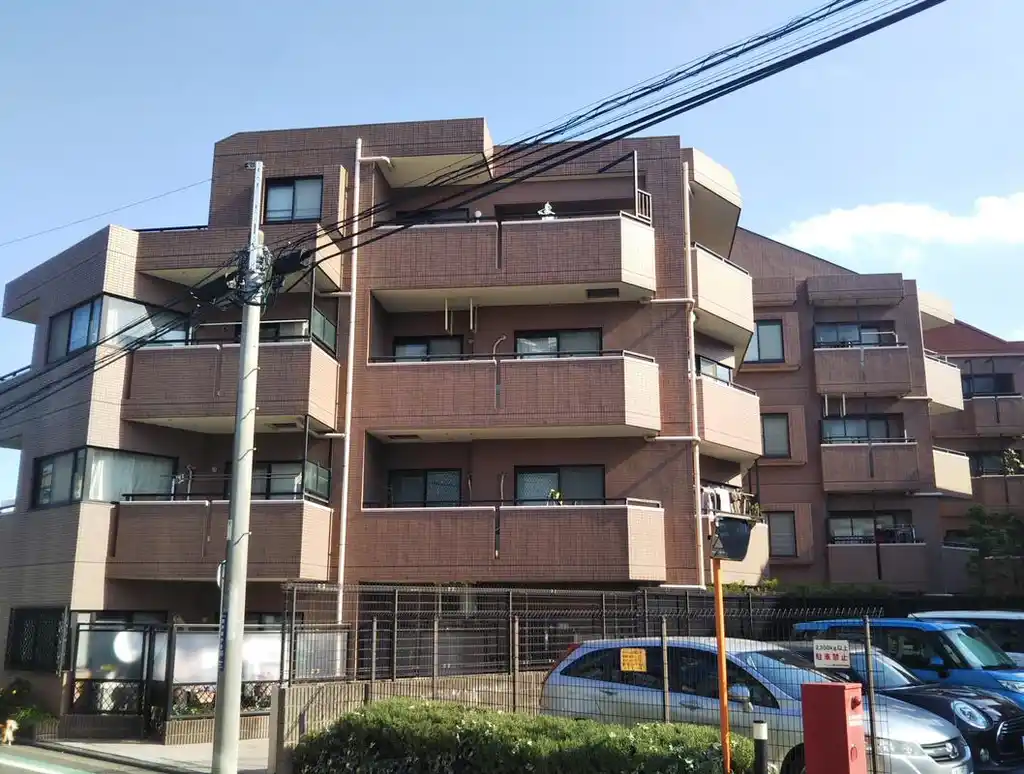 ナイスアーバン東寺尾中台 外観