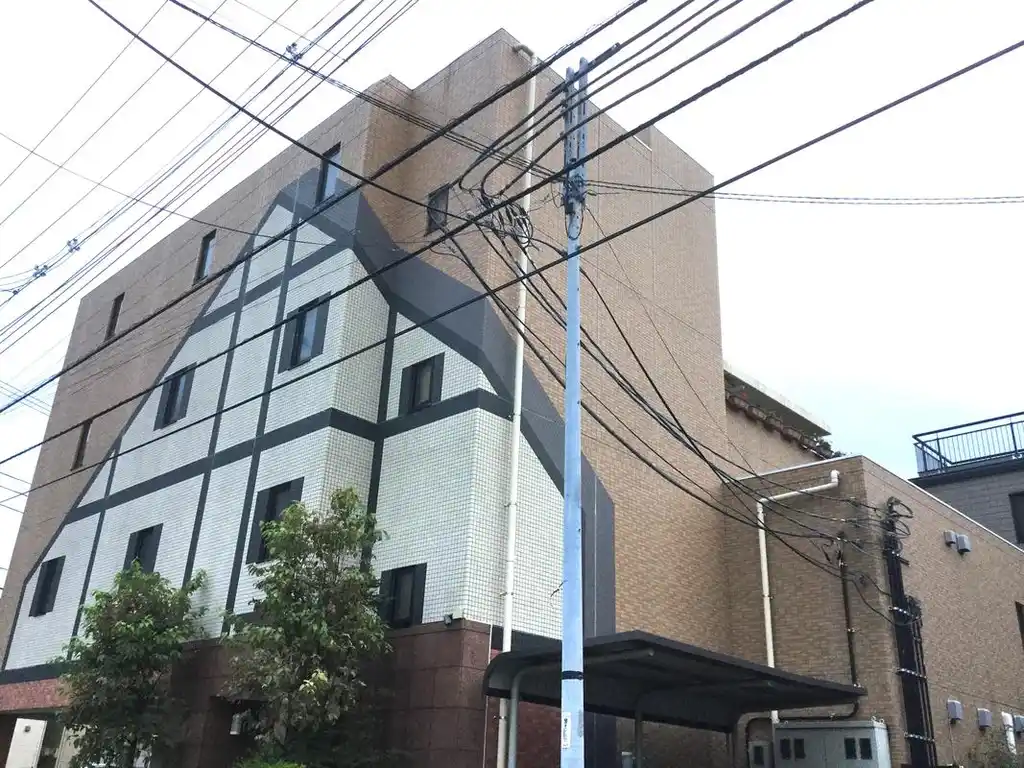 エーデルワイス 外観