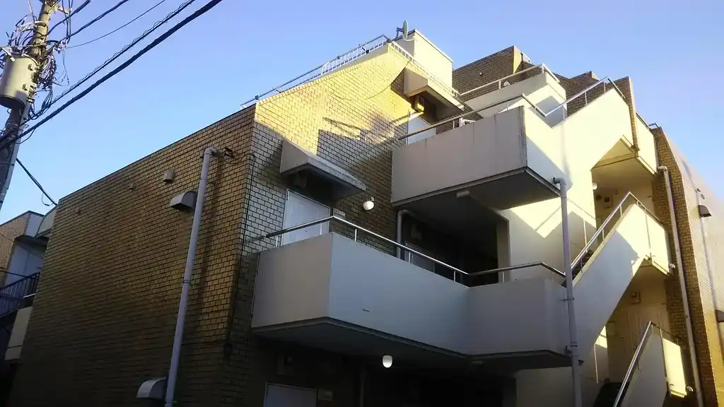 メゾン中央 外観