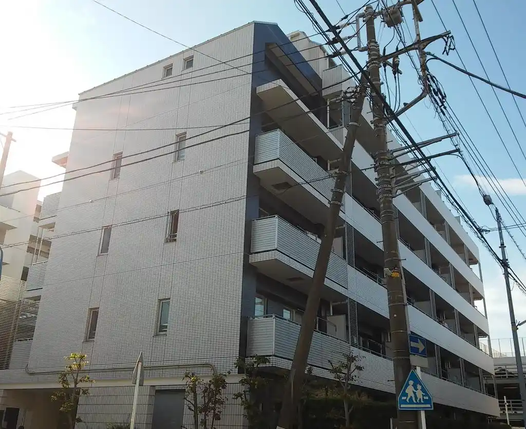 カスタリア鶴見 外観
