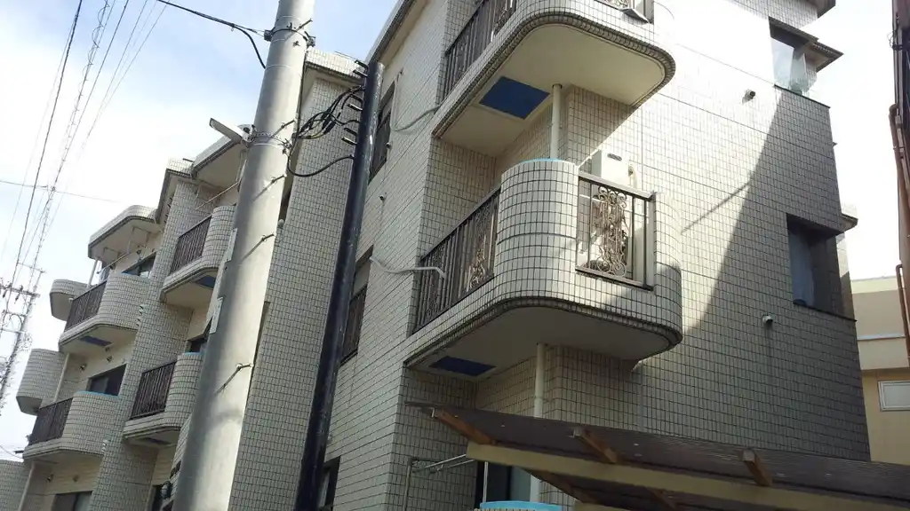 レフォール多摩 外観
