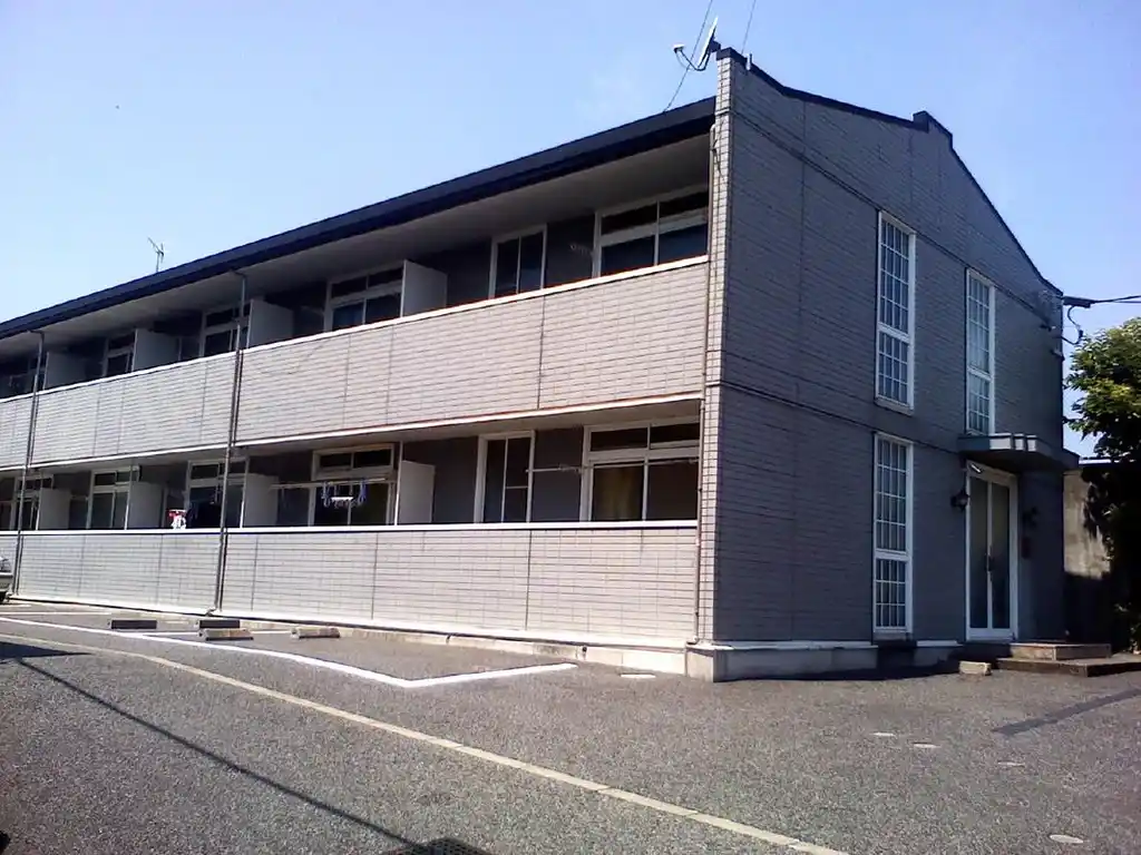 レオパレス柿の木 外観