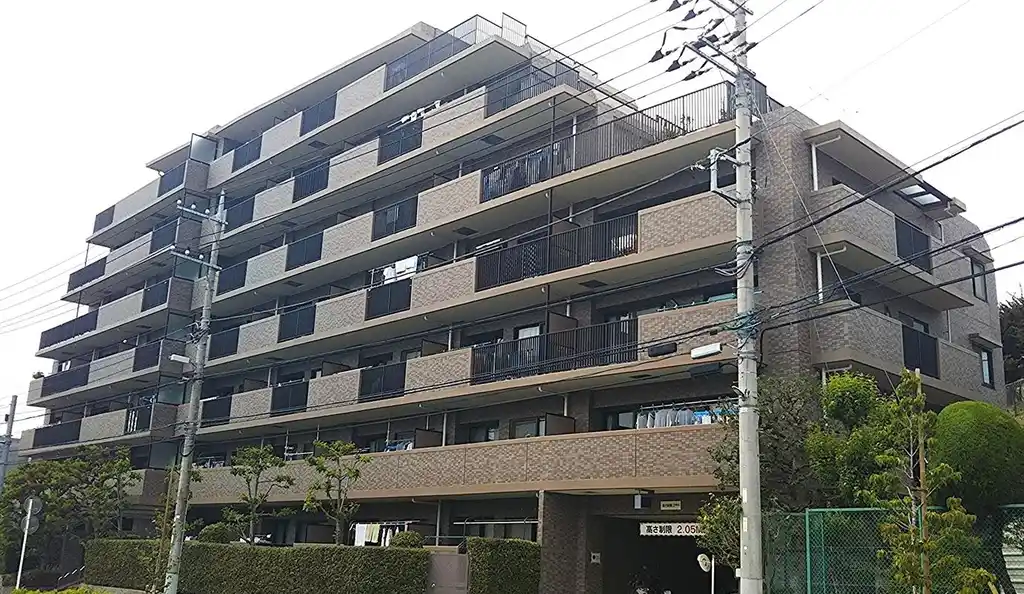 鷺沼有馬パークホームズ 外観