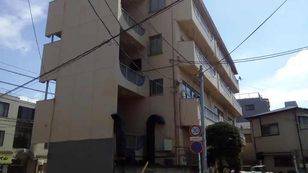 西開発ビル 外観