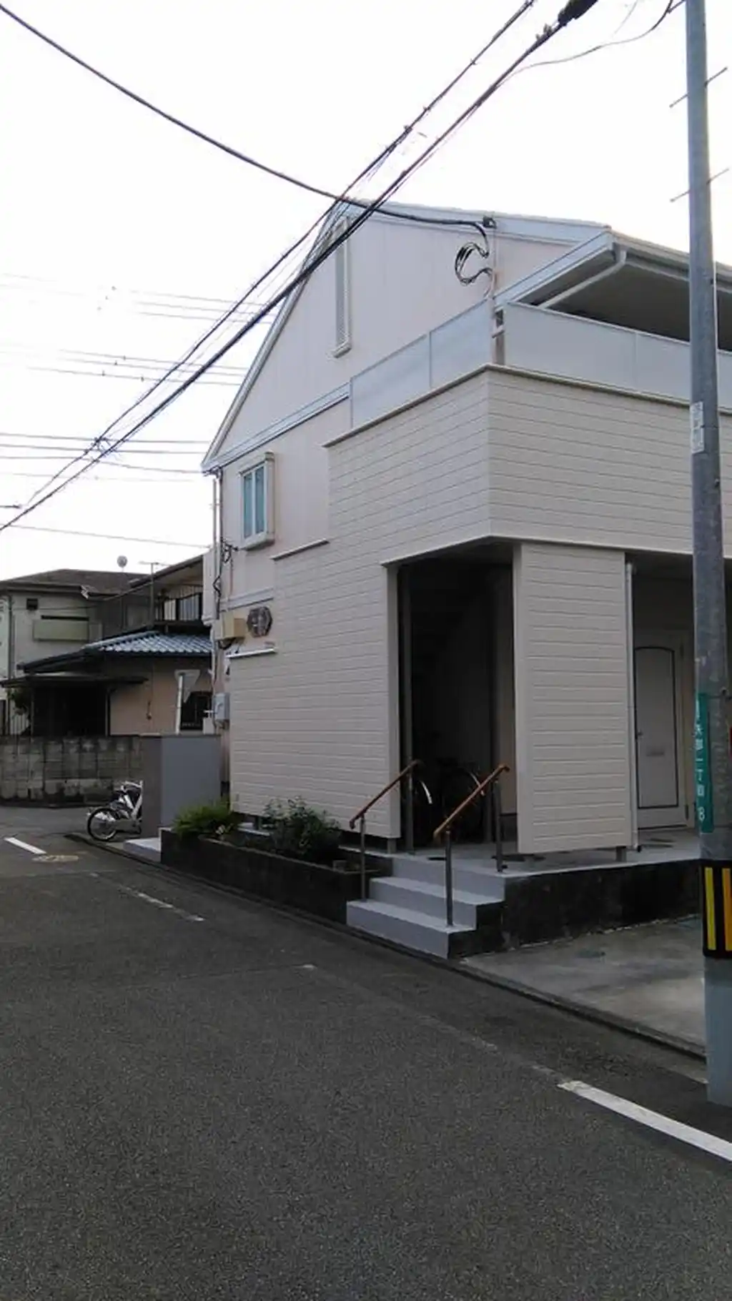 サロンハイム 外観