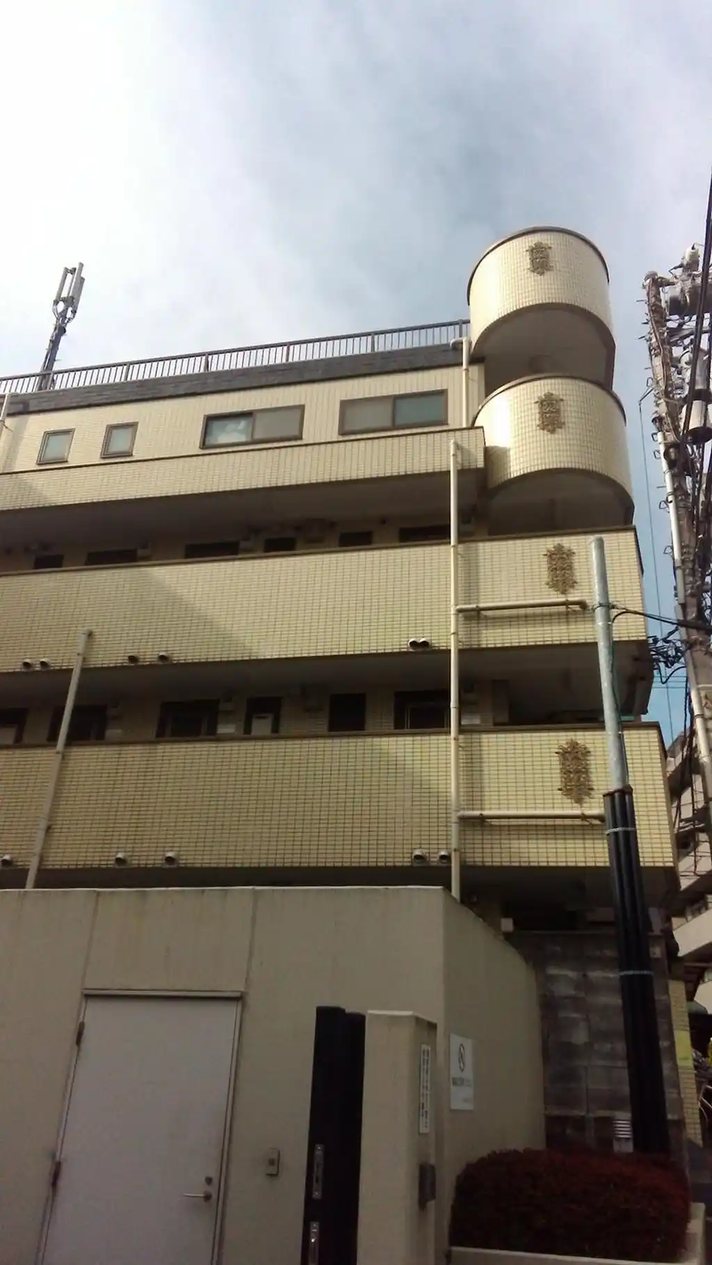 ロマンハイム西原 外観