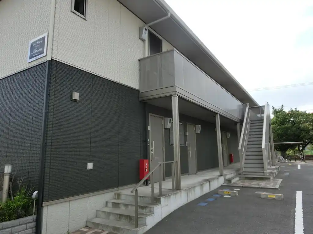 イルシオン 外観