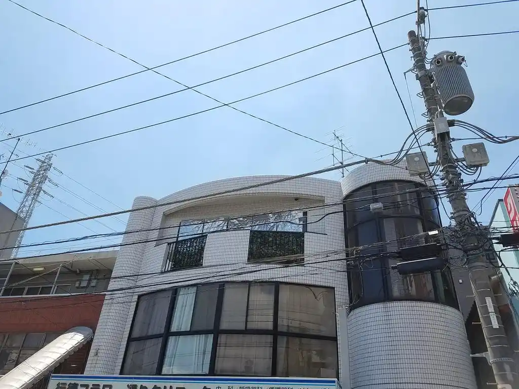 ホワイトヒルズ 外観