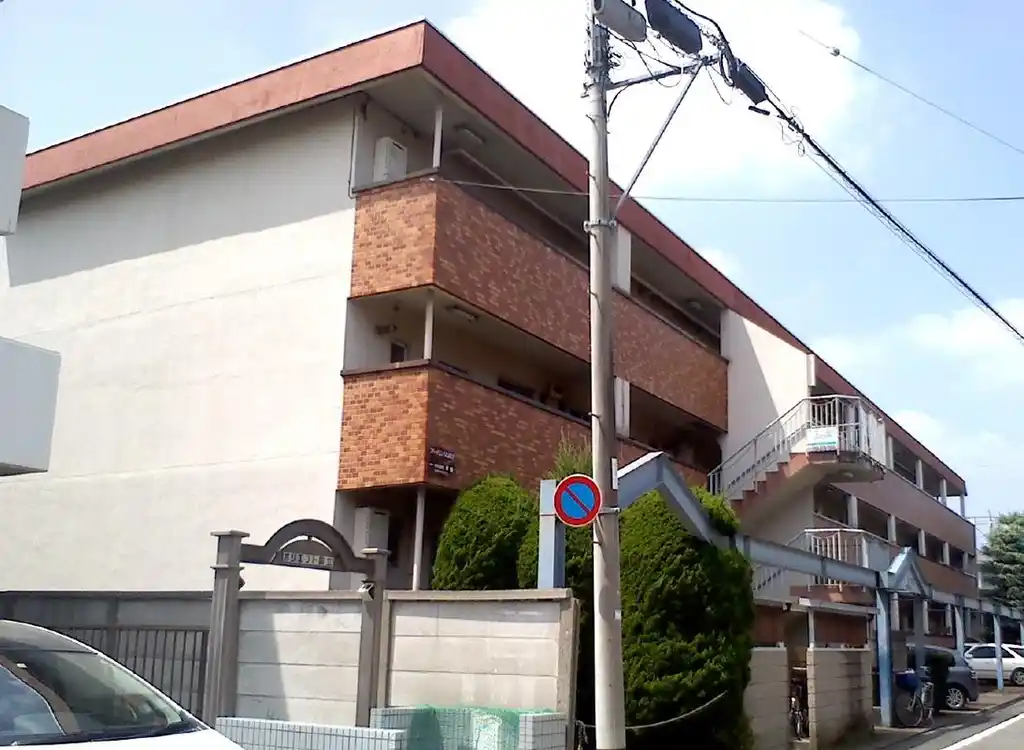 アーバンパル国立 外観