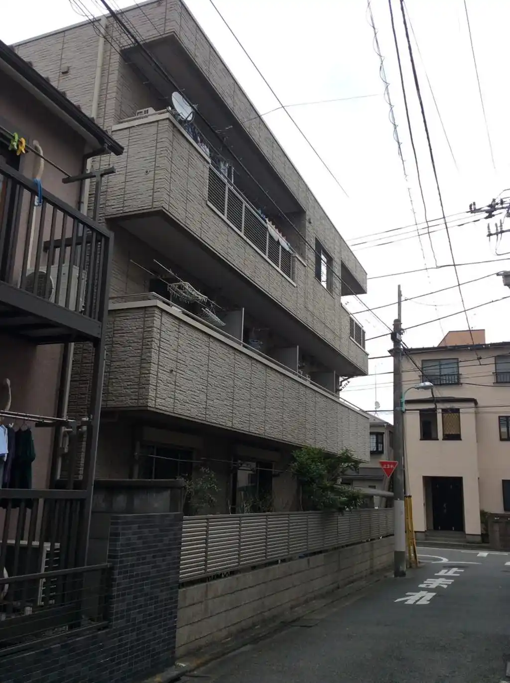 アムール祐天寺 外観