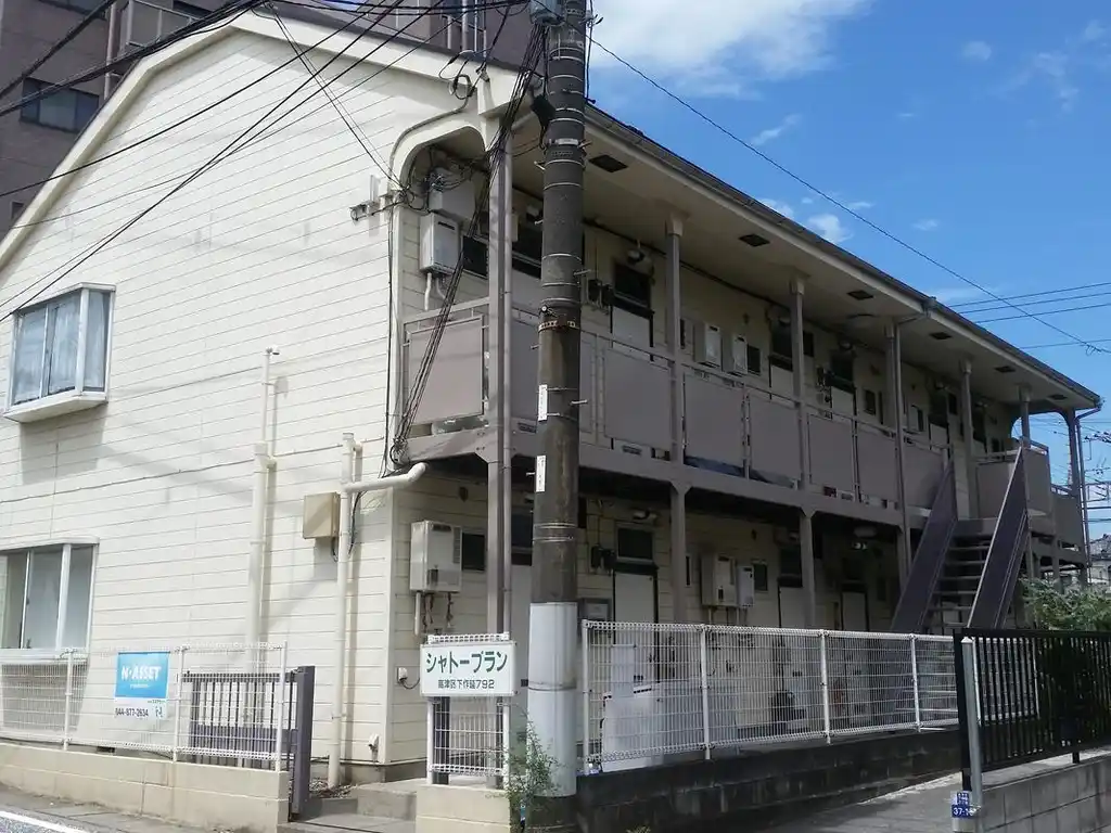 シャトーブラン 外観