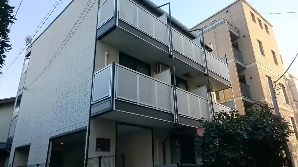 レオパレスサクラパークB 外観