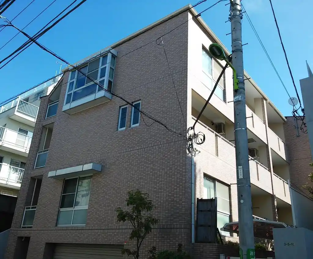 B.フラット 外観