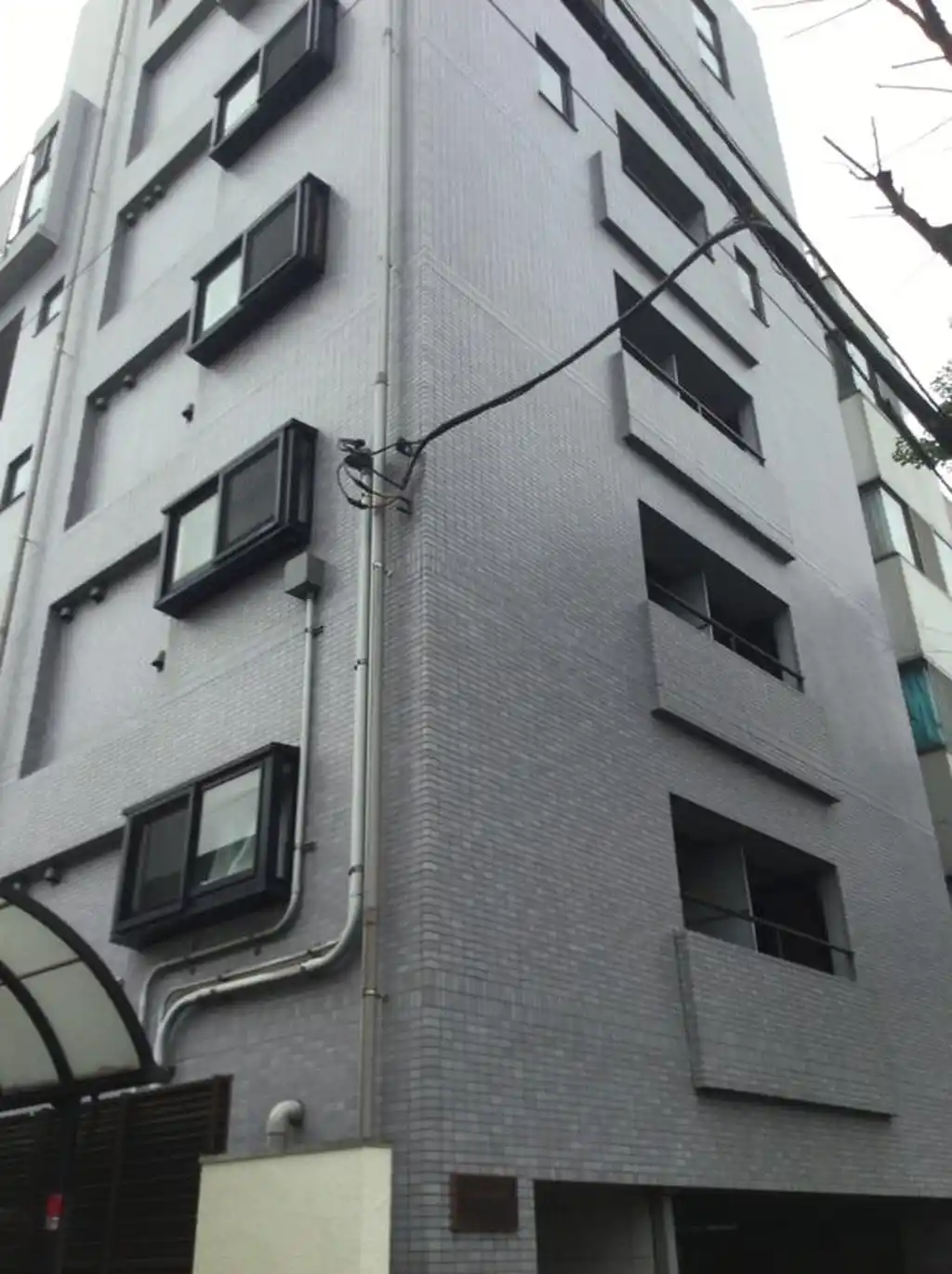 ラアルモニ 外観