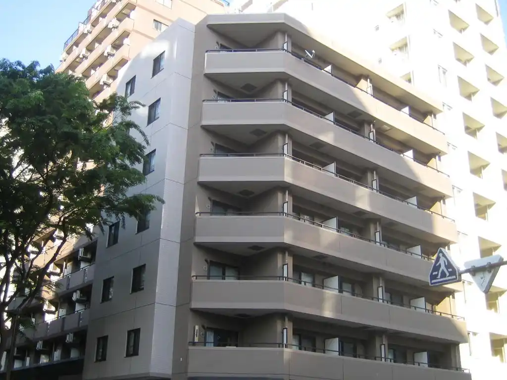 レジアス新横浜 外観