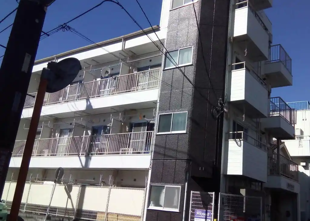 ヴェラ・カヌマ 外観