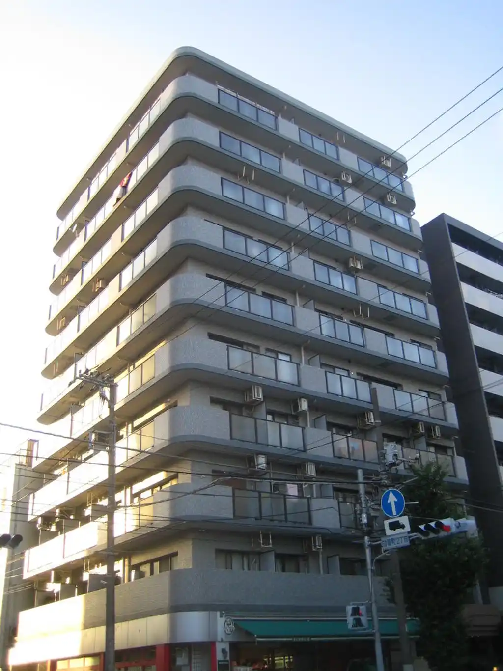 ライオンズマンション野毛山公園南 外観