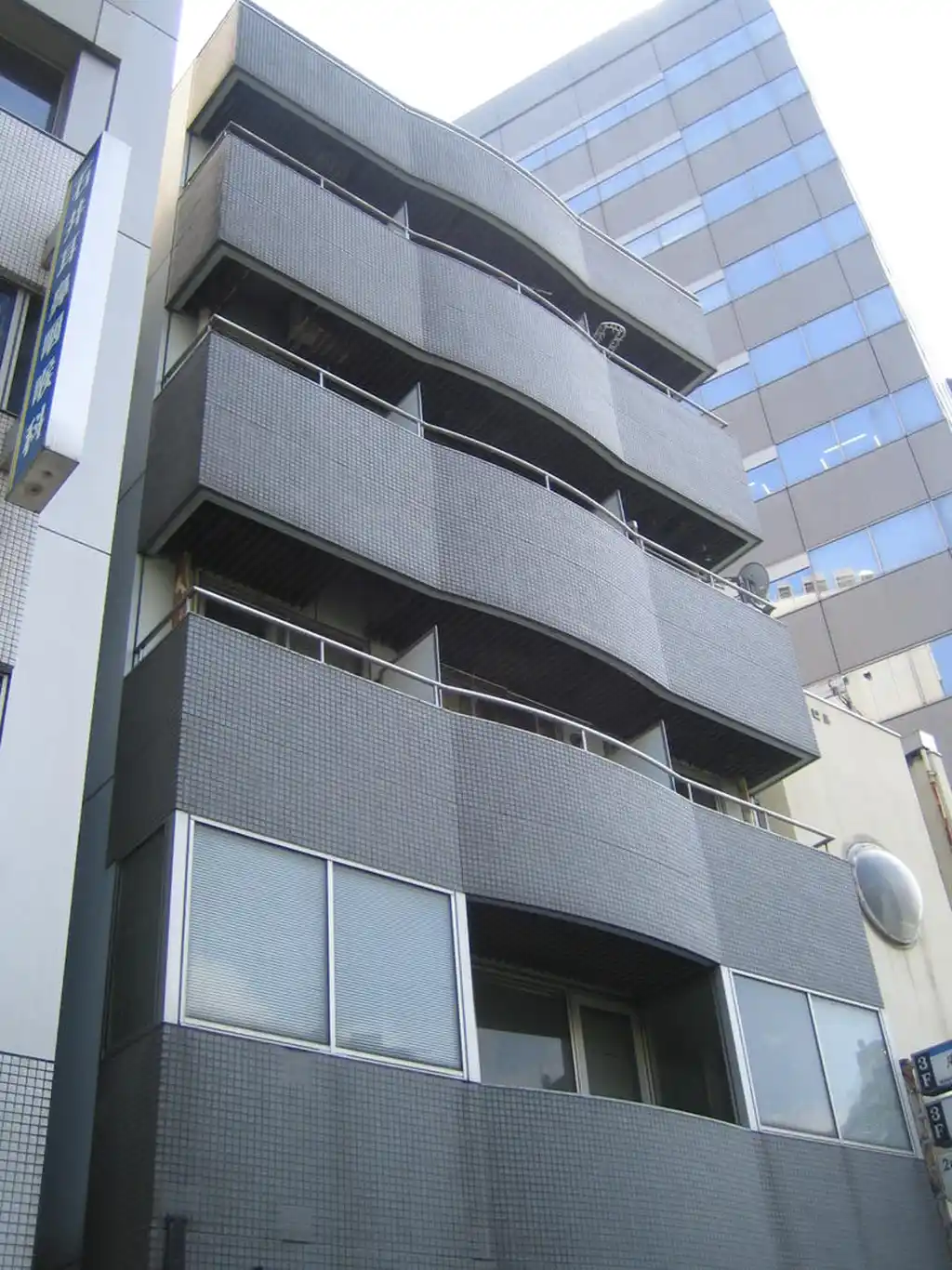 リーブビル 外観