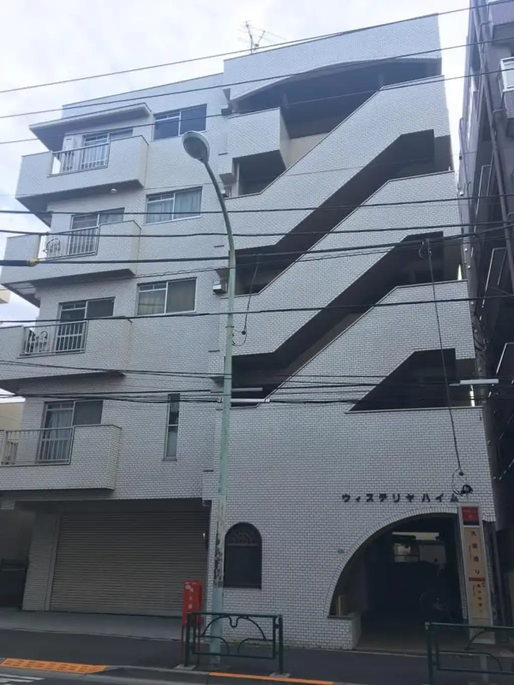 ウィステリヤハイム 外観