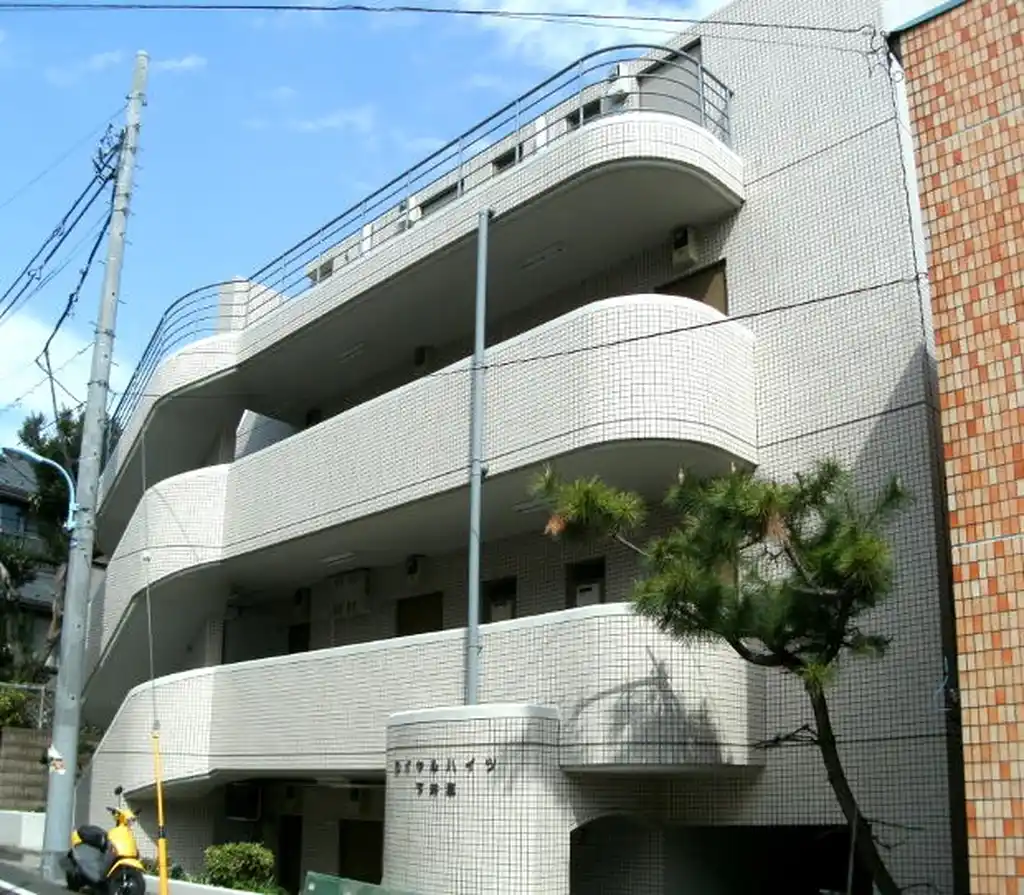ロイヤルハイツ下井草 外観
