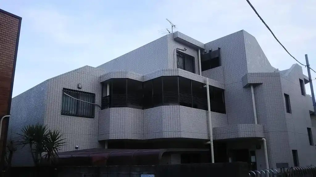 リピオン氷川 外観