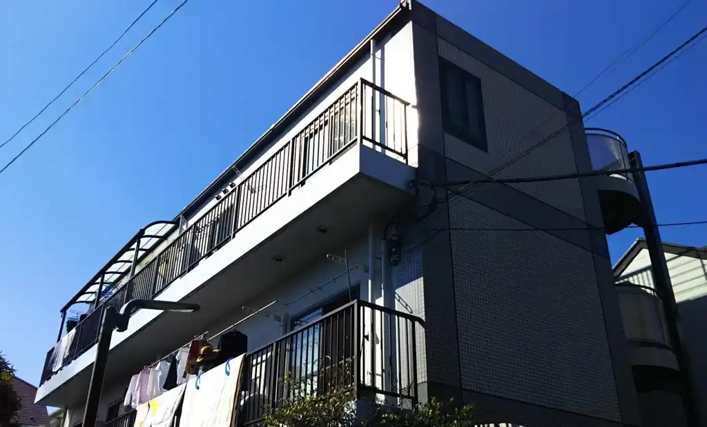オーバーチュア 外観