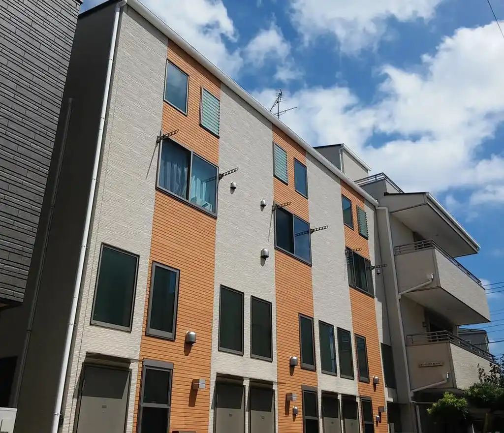 ストリングス新川崎 外観