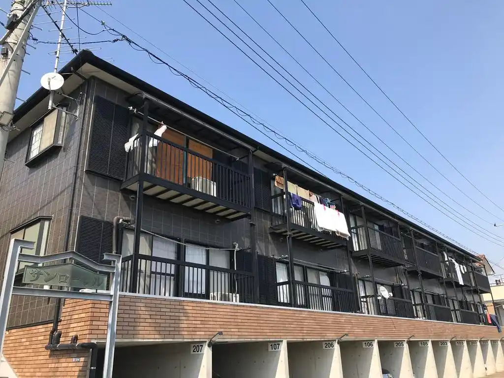 サンローレル 外観