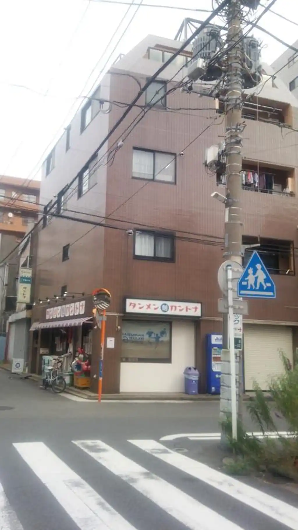 くえーるビル 外観