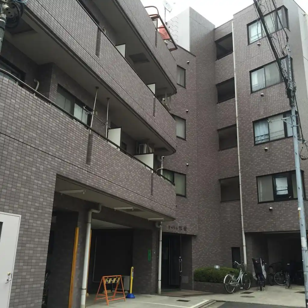 ロイヤル双葉 外観