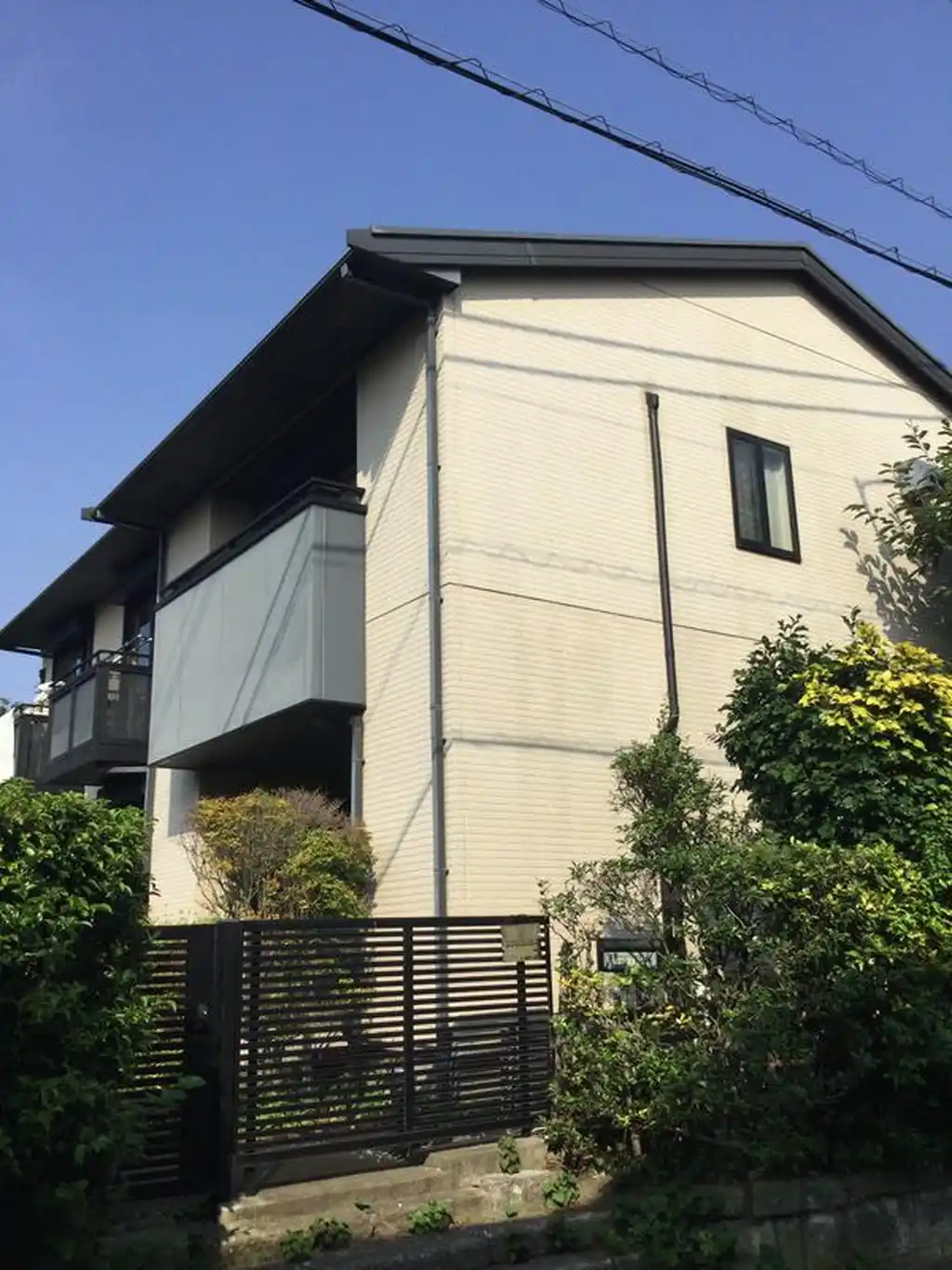 フォーリーブス 外観