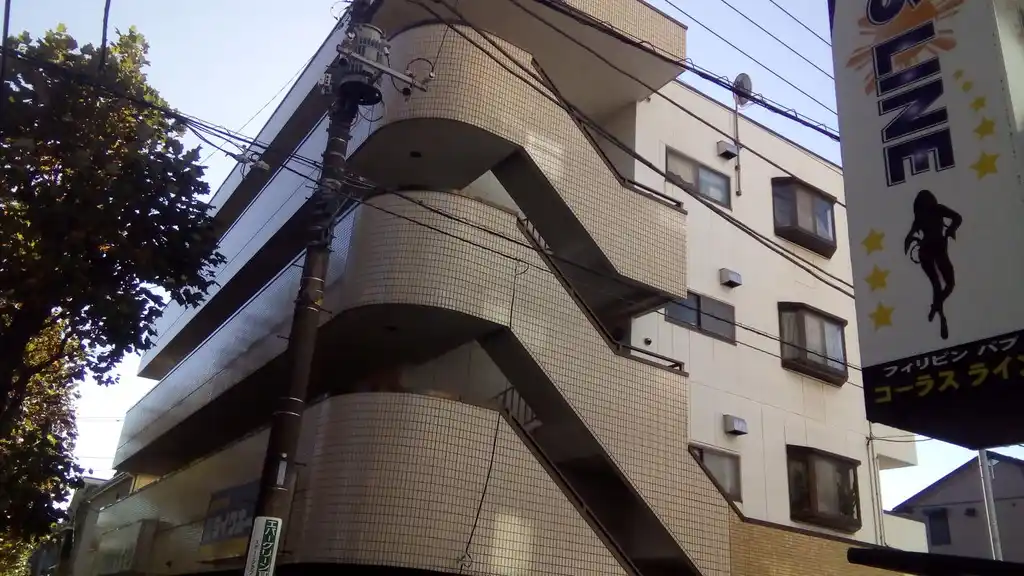 ファミールM 外観