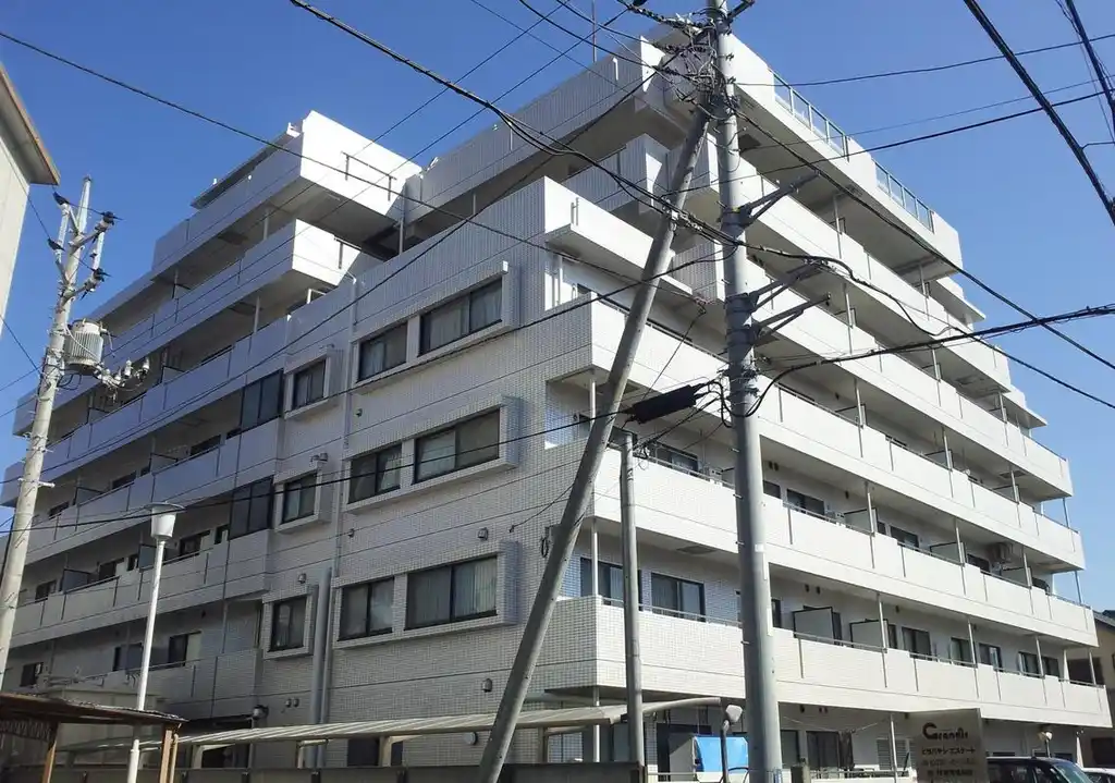 グランディール 外観
