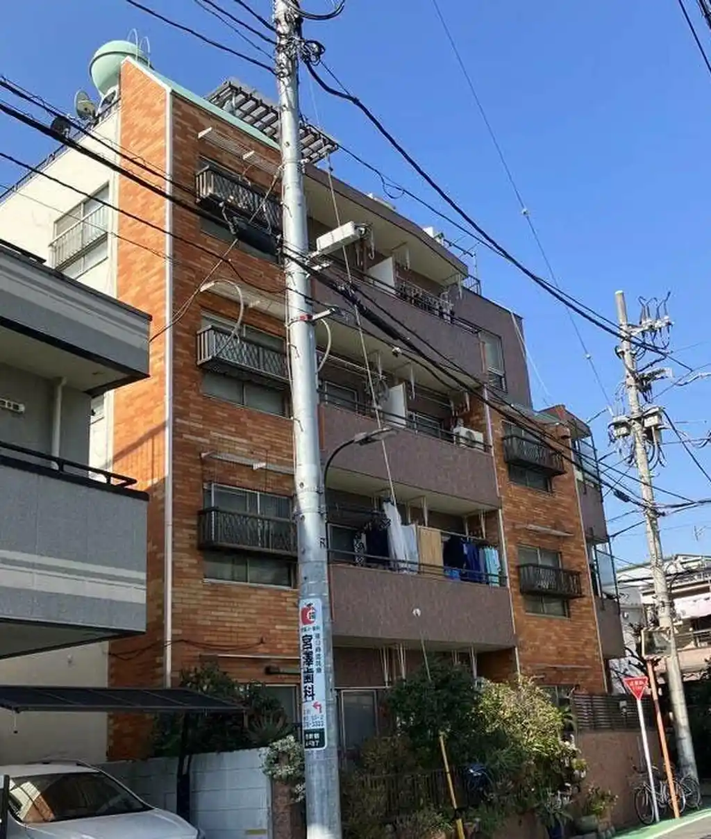 シーダー新宿 外観