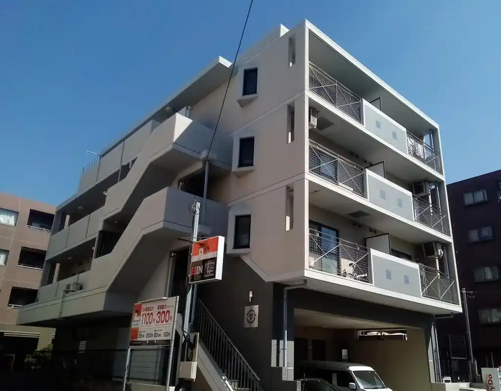 リポザーレ仲町台 外観