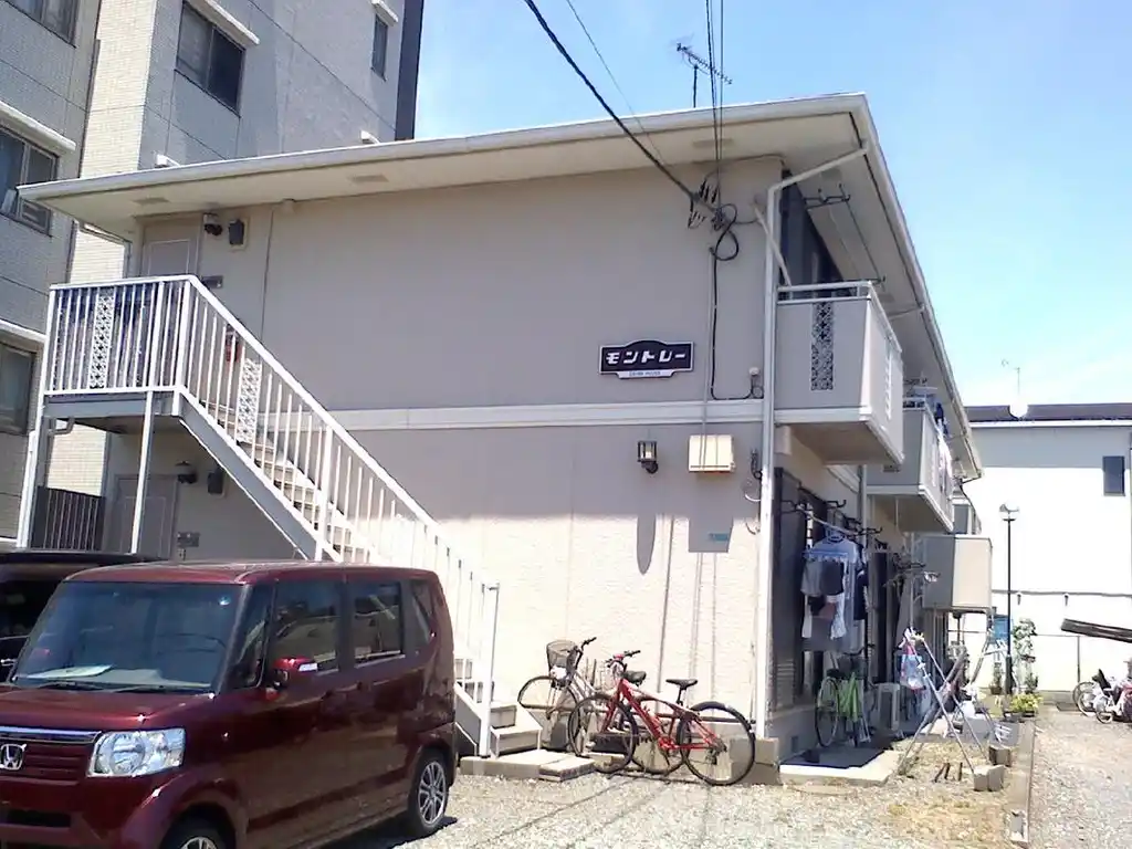 モントレー 外観