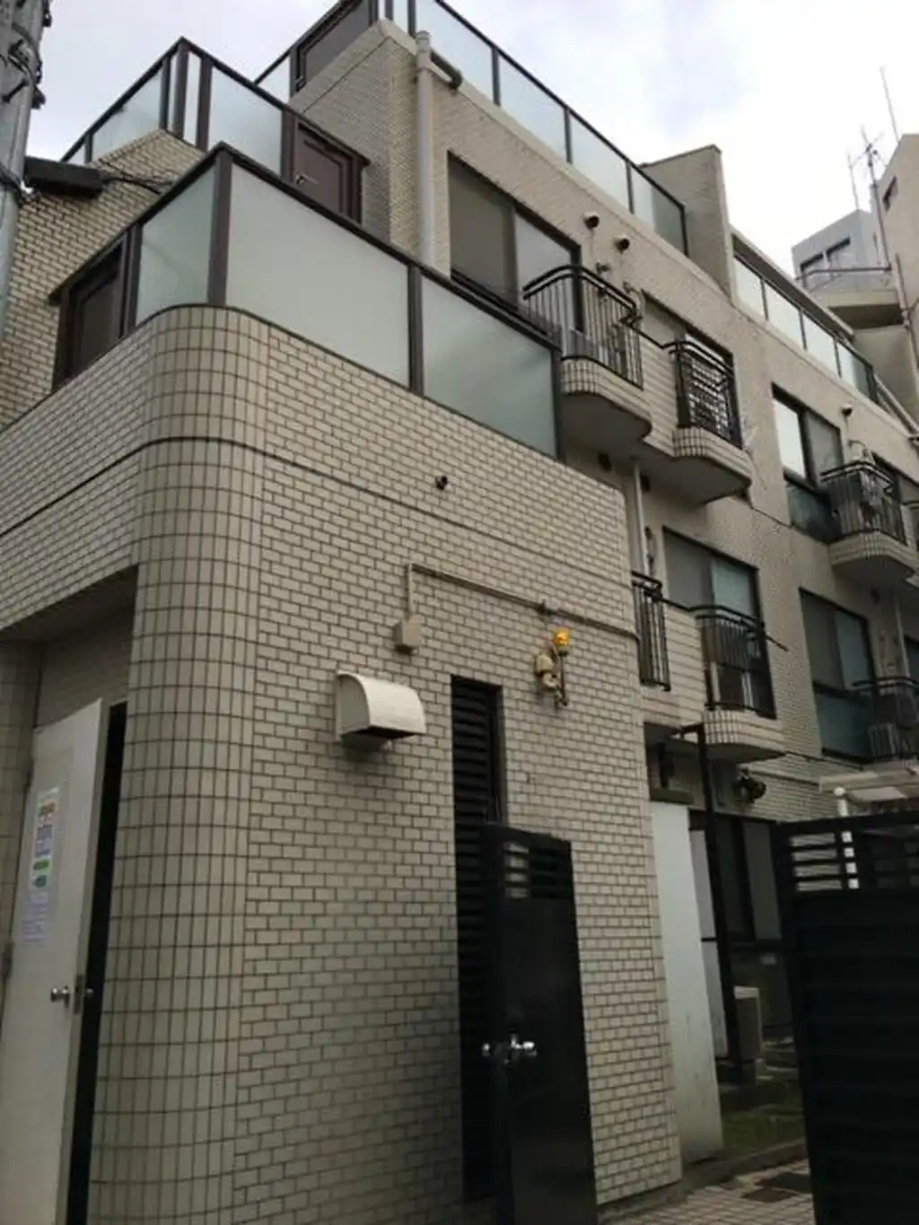 ライオンズマンション六本木第3 外観
