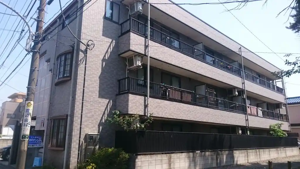 パークルピナス 外観