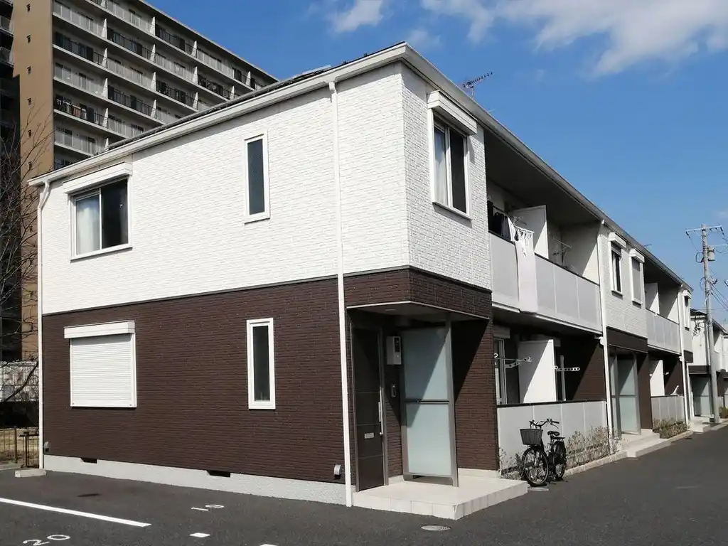 セレブレイト 外観