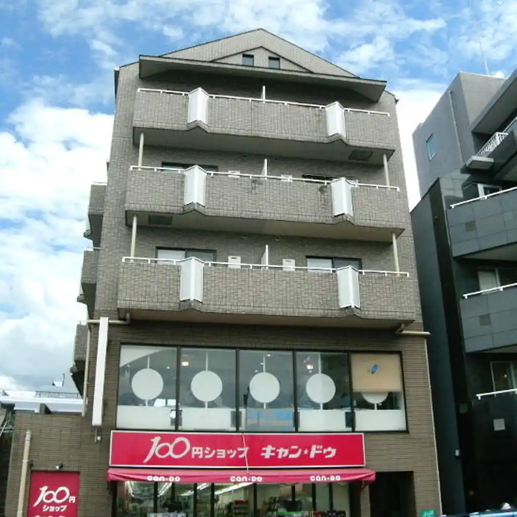 エクスパンション 外観