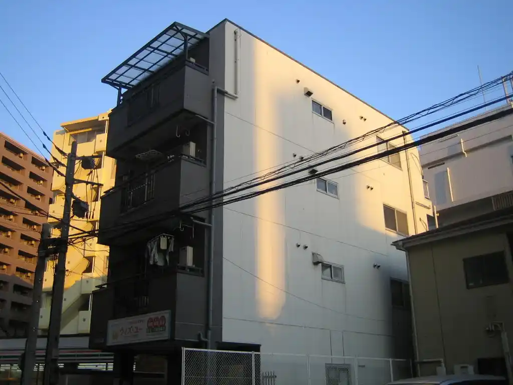 ファミール貝塚 外観