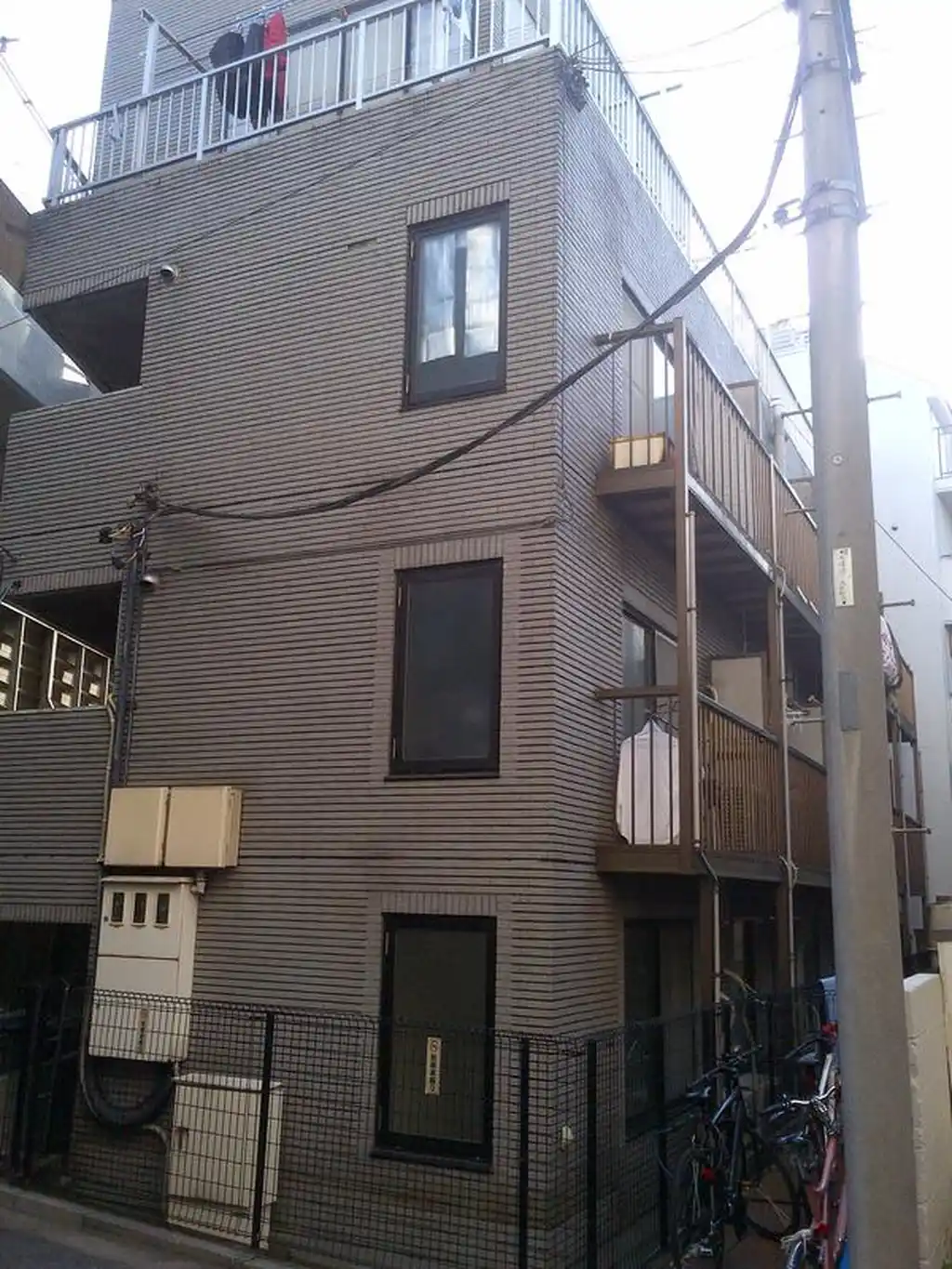 アルバヤハギ 外観