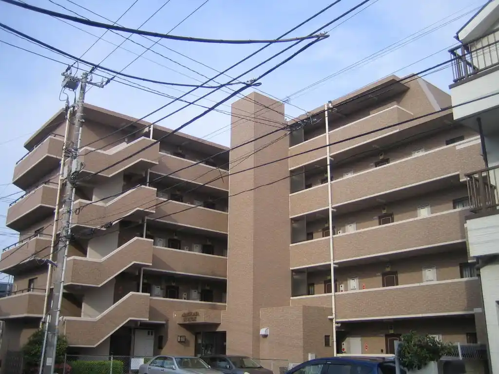 朝日プラザ弘明寺 外観