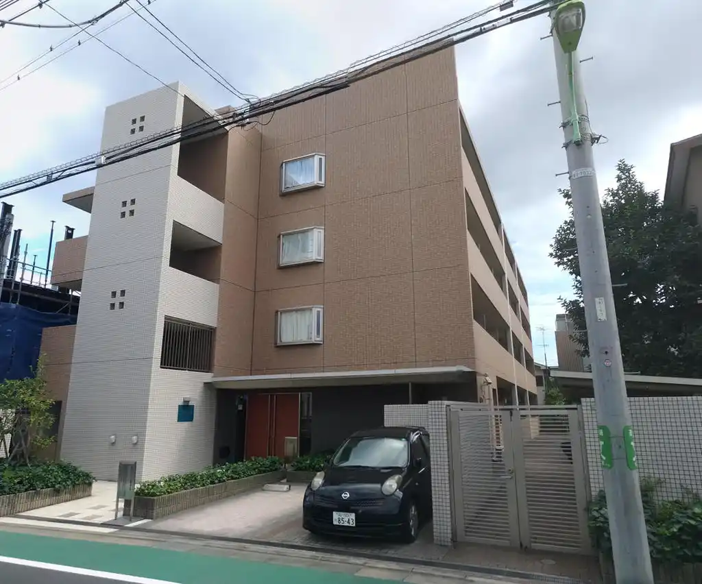 エクセラ三軒茶屋 外観