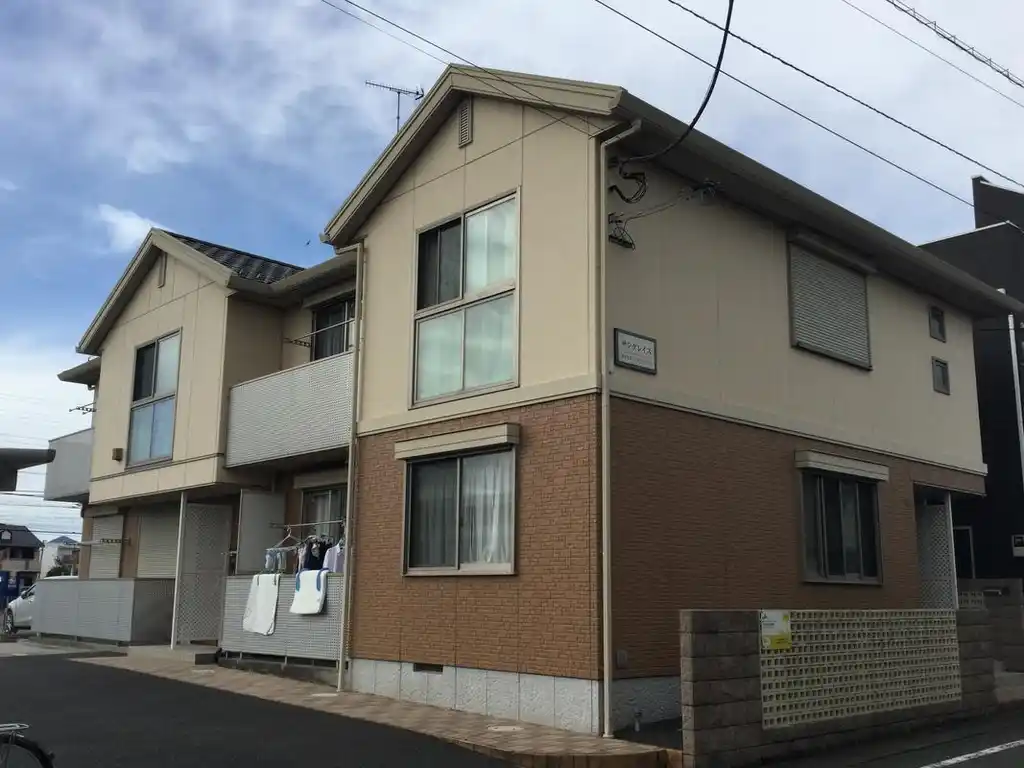 サングレイス 外観